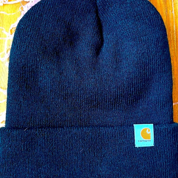 CARHARTT BEANIE BRAND NEW NEVER WORN - Picture 2 of 3